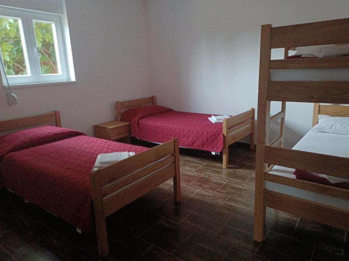 Apartman Milanko Muskovci Exterior foto